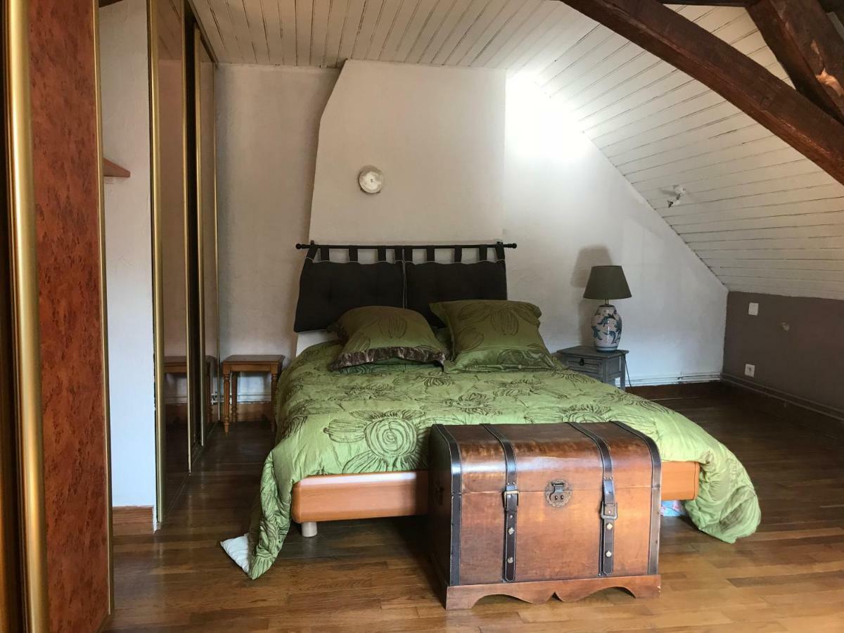 Maison D Helene Villy  Eksteriør billede
